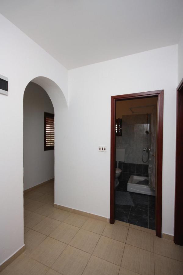 Apartments With A Parking Space Jezera, Murter - 5109 Εξωτερικό φωτογραφία